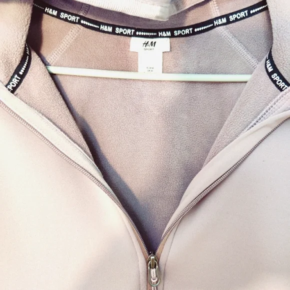 H&M Purple ZiP Up Hooded Sports Jacket - Picture 8 of 10